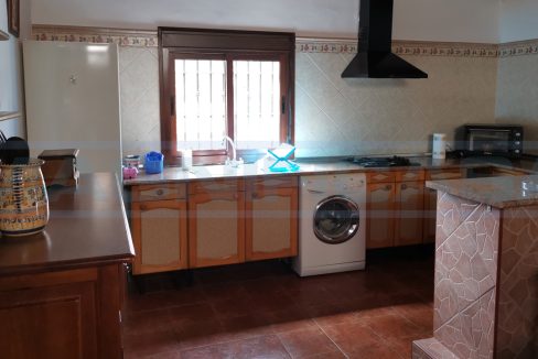 Casa-Chalet-rustica-de-campo-kitchen-Alhaurín-el-Grande-ref-M002080-Magnificasa