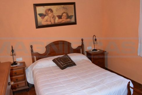 Casa-Chalet-rustica-de-campo-master-bedroom1-Alhaurín-el-Grande-ref-M002080-Magnificasa