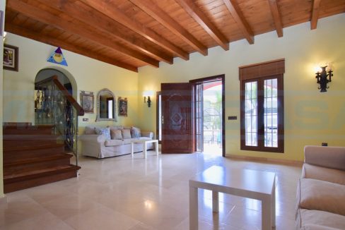 M002082-Finca-Rustica-view-salon-entrance-Cam-Las-Lomas-Alhaurin-el-Grande-Magnificasa