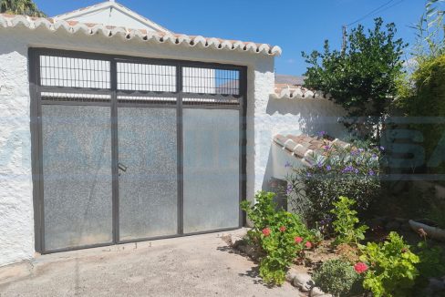 M002084-Finca-de-Campo-gate-Alora-Magnificasa