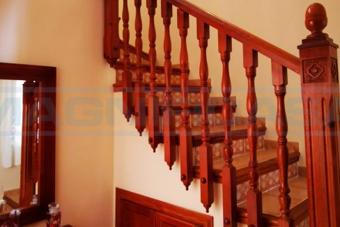 M002104-Casa-Adosado-3-dorm-con-piscina-Coin-hall-stairs-Magnificasa