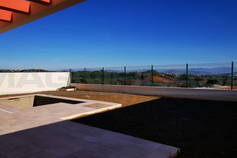 Rustic-house-with-pool-view-gardin-Coin-Magnificasa