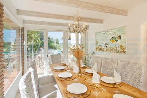 Villa 4 bedrooms-5 bathrooms-Pool-Alhaurin-el-Grande-Magnificasa-view-diningroom