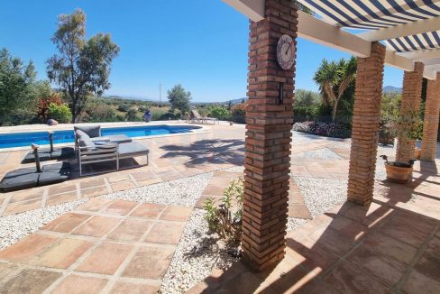 Country-house-2bedrooms-2bathrooms-terrace-pool-Alhaurin-el-Grande-view-pool-terrace-house-Magnificasa