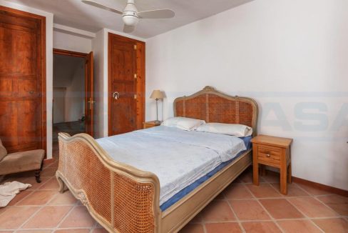 Townhouse-6beds-3bath-centro-Alhaurin-el-Grande-view-master-bedroom-upstairs-Magnificasa