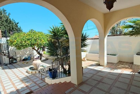 Villa-3bedrooms-3bath-view-entrance-patio-Alhaurin-el-Grande