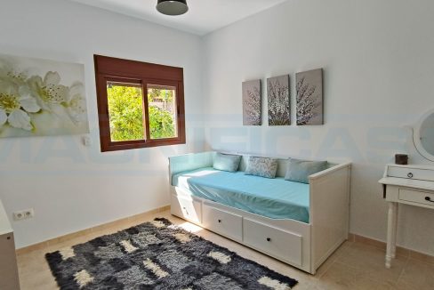 Villa-3bedrooms-3bath-view-guest-bedroom-Alhaurin-el-Grande