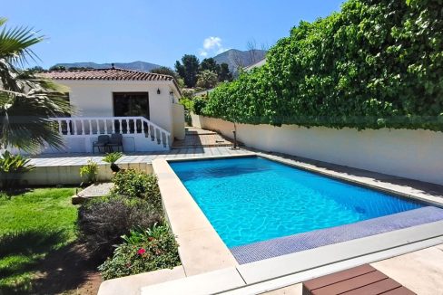 Villa-3bedrooms-3bath-view-pool-garden-Alhaurin-el-Grande