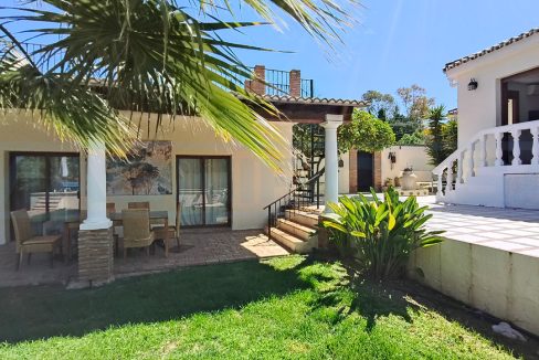 Villa-3bedrooms-3bath-view2-guesthouse-garden-Alhaurin-el-Grande