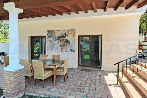 Villa-3bedrooms-3bath-view2-guesthouse-terrace-stairs-Alhaurin-el-Grande