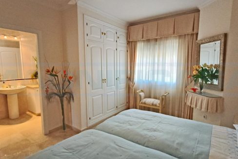 Penthouse-3bedrooms-3bathrooms-Las-Terrazas-Alhaurin-Golf-1st-guest-bedroom