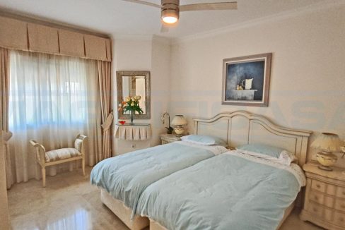 Penthouse-3bedrooms-3bathrooms-Las-Terrazas-Alhaurin-Golf-1st-guest1-bedroom