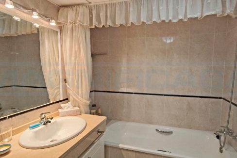 Penthouse-3bedrooms-3bathrooms-Las-Terrazas-Alhaurin-Golf-3rd-guest1-bathroom