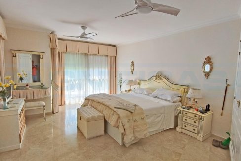 Penthouse-3bedrooms-3bathrooms-Las-Terrazas-Alhaurin-Golf-master2-bedroom