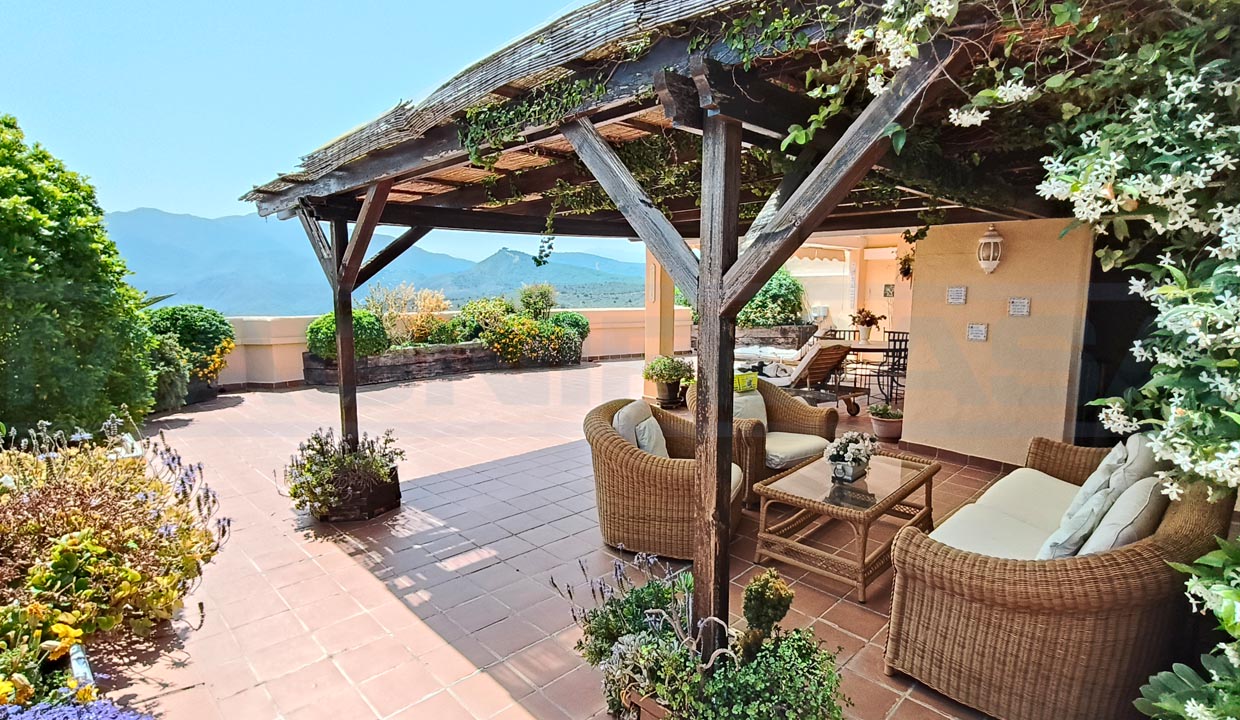 Penthouse 3bedrooms 3bathrooms Las Terrazas Alhaurin Golf view on lounge roofterrace