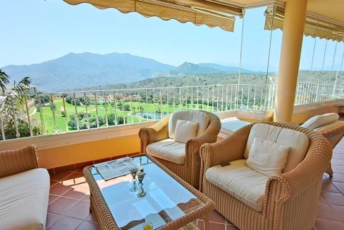 Penthouse-3bedrooms-3bathrooms-Las-Terrazas-Alhaurin-Golf-view3-livingroom-terrace