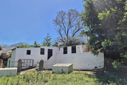 Finca-3bedrooms-3bathrooms-view-stables-Alhaurin-el-Grande-Magnificasa