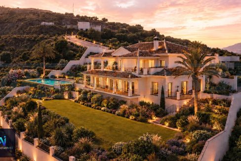 Villa-5bedrooms-3bathrooms-pool-terraces-Front-side-view-A.I.-design-sunset-Alhaurin-el-Grande-Magnificasa
