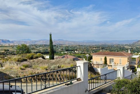 Villa-5bedrooms-3bathrooms-pool-terraces-view-at-backside-Alhaurin-el-Grande-Magnificasa