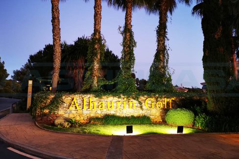 Apartment-3-bedroom-3-bathroom-Las-Terrazas-entrance-Alhaurin-Golf-Magnificasa