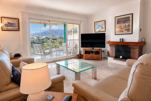 Apartment-3-bedroom-3-bathroom-Las-Terrazas-livingroom-view-Alhaurin-Golf-Magnificasa